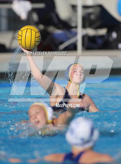 Thumbnail 2 in Soquel vs. Clovis (CIF D2 Norcal Regional Finals) photogallery.