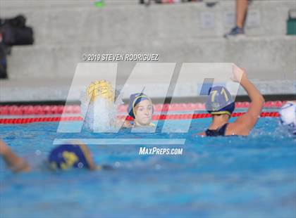 Thumbnail 3 in Soquel vs. Clovis (CIF D2 Norcal Regional Finals) photogallery.