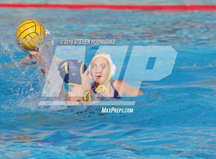 Thumbnail 2 in Soquel vs. Clovis (CIF D2 Norcal Regional Finals) photogallery.