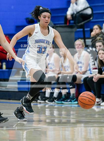 Thumbnail 2 in Sandia Prep vs. Taos photogallery.