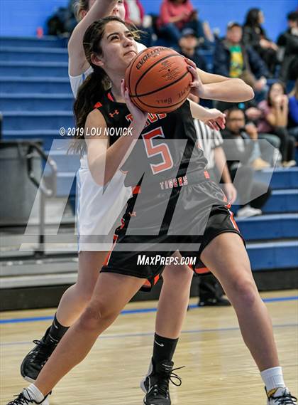 Thumbnail 3 in Sandia Prep vs. Taos photogallery.