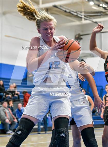 Thumbnail 1 in Sandia Prep vs. Taos photogallery.