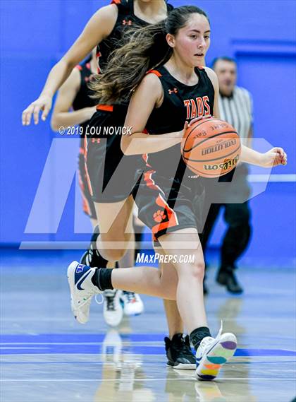Thumbnail 2 in Sandia Prep vs. Taos photogallery.