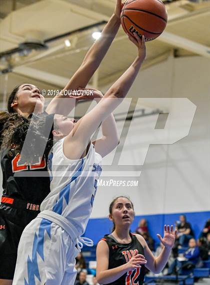 Thumbnail 3 in Sandia Prep vs. Taos photogallery.