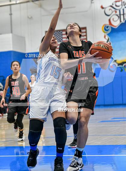 Thumbnail 2 in Sandia Prep vs. Taos photogallery.