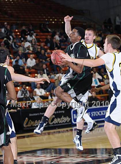 Thumbnail 1 in Rodriguez vs. Turlock (CIF SJS D1 Playoffs) photogallery.