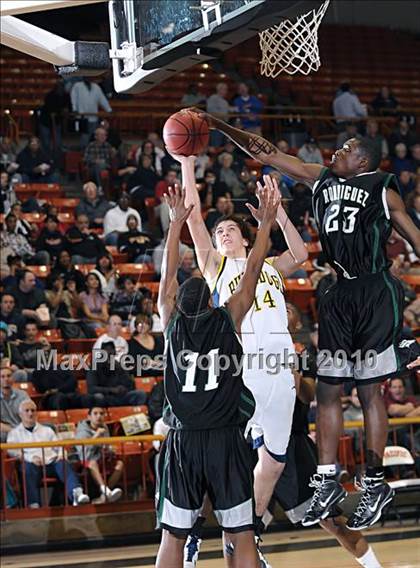 Thumbnail 3 in Rodriguez vs. Turlock (CIF SJS D1 Playoffs) photogallery.