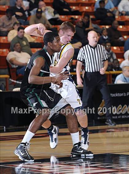 Thumbnail 2 in Rodriguez vs. Turlock (CIF SJS D1 Playoffs) photogallery.