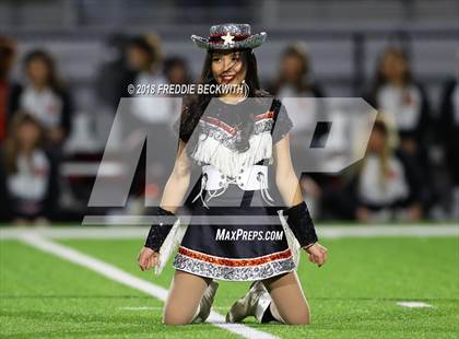 Thumbnail 1 in Wolfe City vs. Tom Bean (UIL 2A-1 Region II Bi-District Playoff) photogallery.