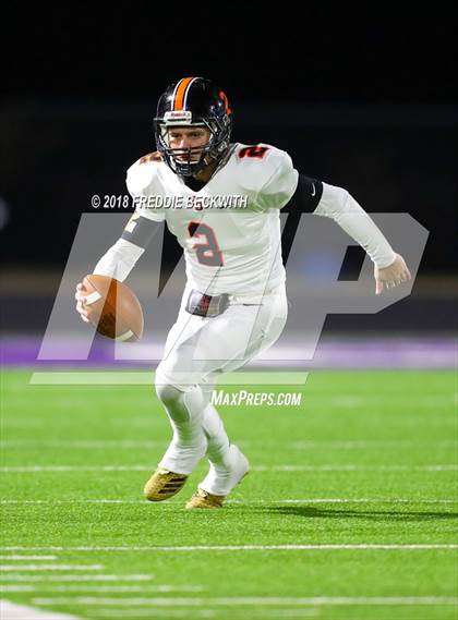 Thumbnail 1 in Wolfe City vs. Tom Bean (UIL 2A-1 Region II Bi-District Playoff) photogallery.