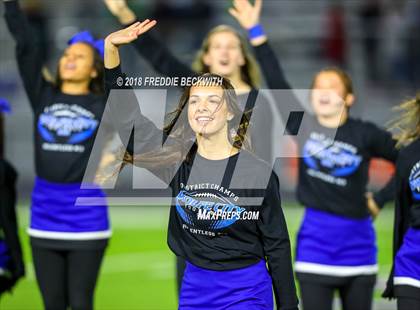 Thumbnail 2 in Wolfe City vs. Tom Bean (UIL 2A-1 Region II Bi-District Playoff) photogallery.