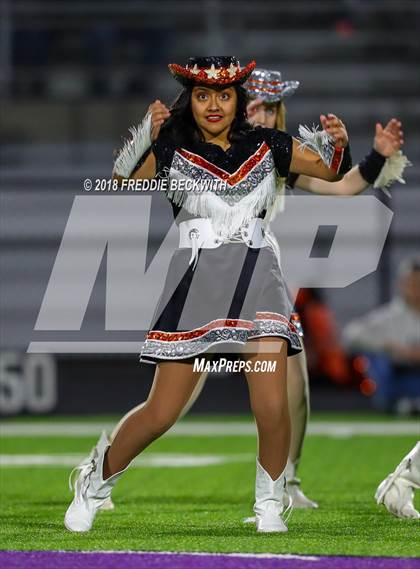 Thumbnail 3 in Wolfe City vs. Tom Bean (UIL 2A-1 Region II Bi-District Playoff) photogallery.