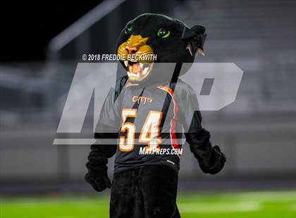 Thumbnail 3 in Wolfe City vs. Tom Bean (UIL 2A-1 Region II Bi-District Playoff) photogallery.