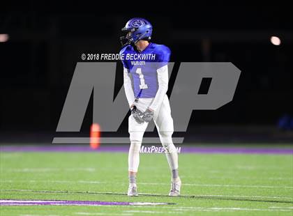 Thumbnail 3 in Wolfe City vs. Tom Bean (UIL 2A-1 Region II Bi-District Playoff) photogallery.