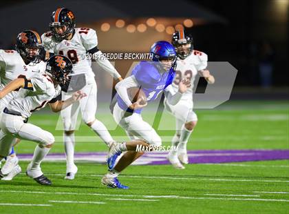 Thumbnail 1 in Wolfe City vs. Tom Bean (UIL 2A-1 Region II Bi-District Playoff) photogallery.