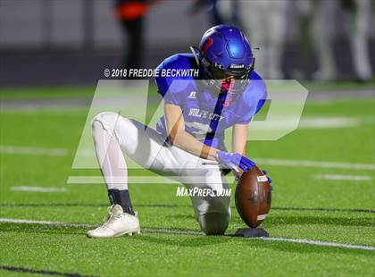 Thumbnail 3 in Wolfe City vs. Tom Bean (UIL 2A-1 Region II Bi-District Playoff) photogallery.