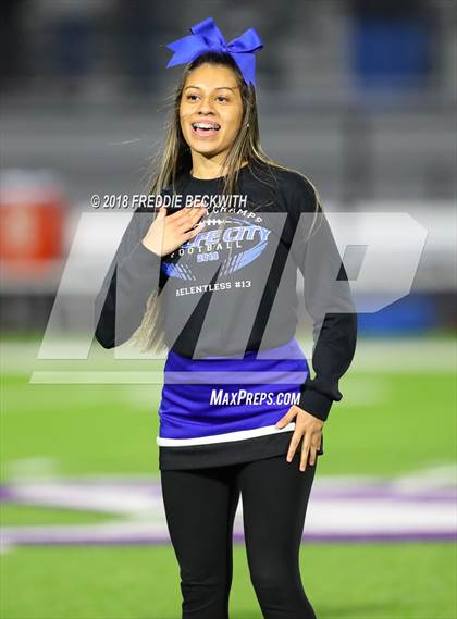 Thumbnail 3 in Wolfe City vs. Tom Bean (UIL 2A-1 Region II Bi-District Playoff) photogallery.