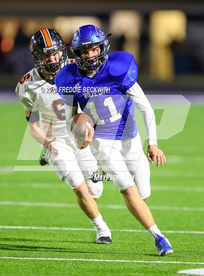 Thumbnail 1 in Wolfe City vs. Tom Bean (UIL 2A-1 Region II Bi-District Playoff) photogallery.