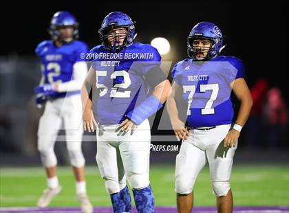 Thumbnail 3 in Wolfe City vs. Tom Bean (UIL 2A-1 Region II Bi-District Playoff) photogallery.