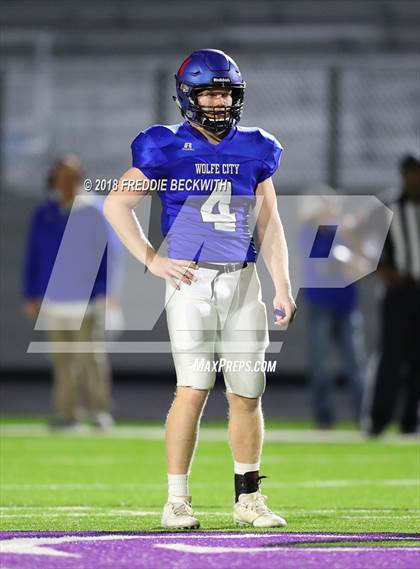 Thumbnail 1 in Wolfe City vs. Tom Bean (UIL 2A-1 Region II Bi-District Playoff) photogallery.