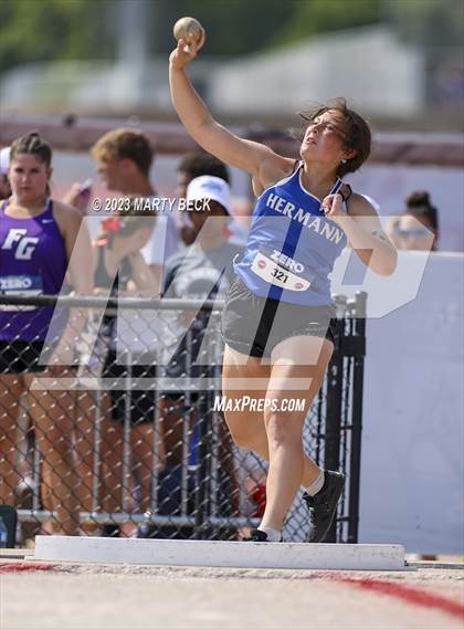 Thumbnail 3 in Class 3 Shot Put (MSHSAA State Championship) photogallery.