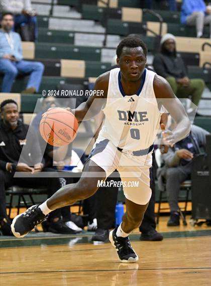 Thumbnail 2 in DME Academy vs. Dream City Christian National (Chick-Fil-A Classic) photogallery.