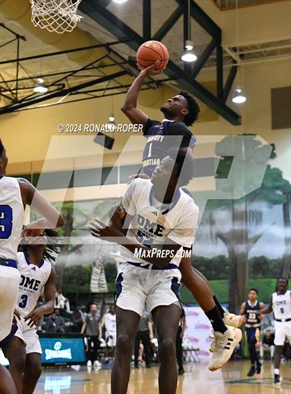 Thumbnail 3 in DME Academy vs. Dream City Christian National (Chick-Fil-A Classic) photogallery.