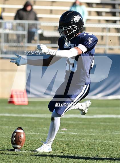 Thumbnail 1 in Bloomfield vs. Ansonia (CIAC Class S Final) photogallery.