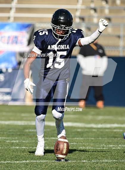 Thumbnail 3 in Bloomfield vs. Ansonia (CIAC Class S Final) photogallery.