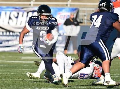 Thumbnail 2 in Bloomfield vs. Ansonia (CIAC Class S Final) photogallery.
