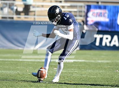 Thumbnail 3 in Bloomfield vs. Ansonia (CIAC Class S Final) photogallery.