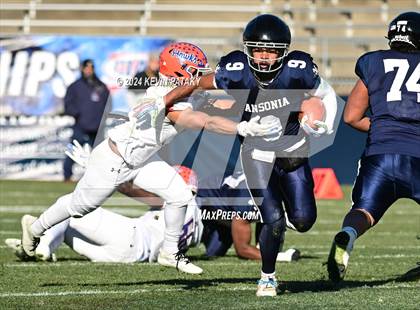 Thumbnail 3 in Bloomfield vs. Ansonia (CIAC Class S Final) photogallery.