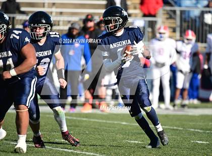 Thumbnail 3 in Bloomfield vs. Ansonia (CIAC Class S Final) photogallery.