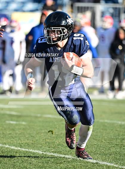 Thumbnail 1 in Bloomfield vs. Ansonia (CIAC Class S Final) photogallery.