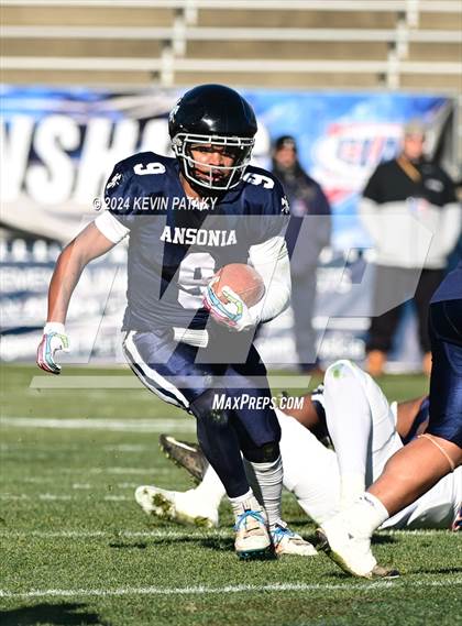 Thumbnail 1 in Bloomfield vs. Ansonia (CIAC Class S Final) photogallery.