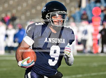 Thumbnail 2 in Bloomfield vs. Ansonia (CIAC Class S Final) photogallery.