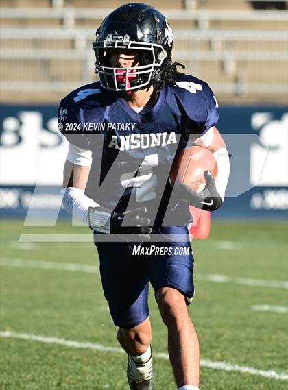 Thumbnail 2 in Bloomfield vs. Ansonia (CIAC Class S Final) photogallery.