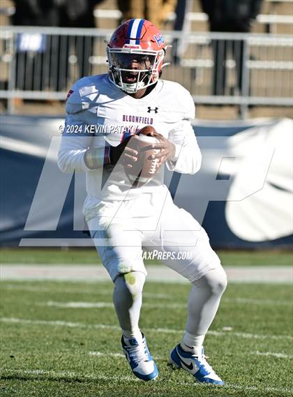 Thumbnail 1 in Bloomfield vs. Ansonia (CIAC Class S Final) photogallery.