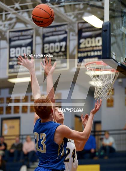 Thumbnail 3 in Bledsoe County vs Soddy Daisy photogallery.