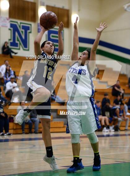 Thumbnail 1 in Mater Dei Catholic @ Eastlake photogallery.
