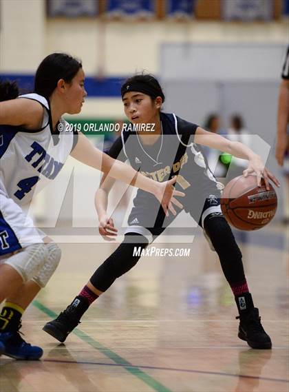 Thumbnail 3 in Mater Dei Catholic @ Eastlake photogallery.