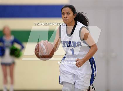 Thumbnail 2 in Mater Dei Catholic @ Eastlake photogallery.