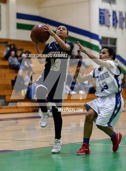 Thumbnail 3 in Mater Dei Catholic @ Eastlake photogallery.