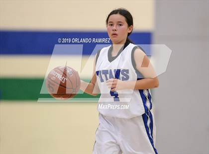Thumbnail 1 in Mater Dei Catholic @ Eastlake photogallery.