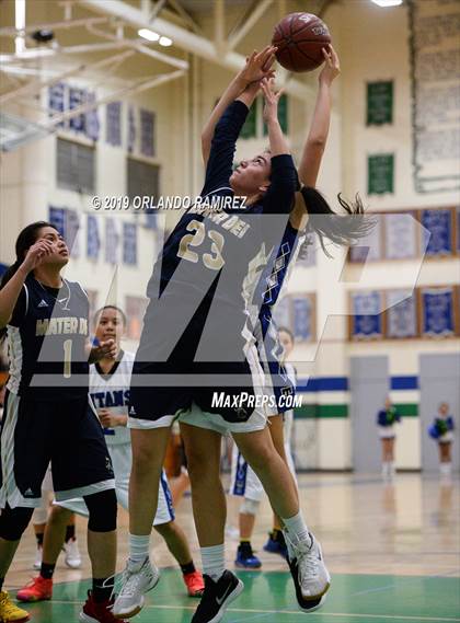 Thumbnail 2 in Mater Dei Catholic @ Eastlake photogallery.