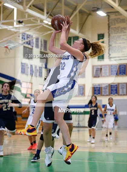 Thumbnail 1 in Mater Dei Catholic @ Eastlake photogallery.