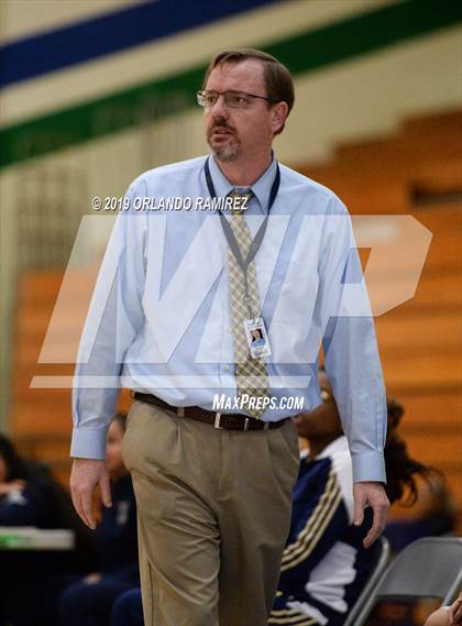 Thumbnail 1 in Mater Dei Catholic @ Eastlake photogallery.