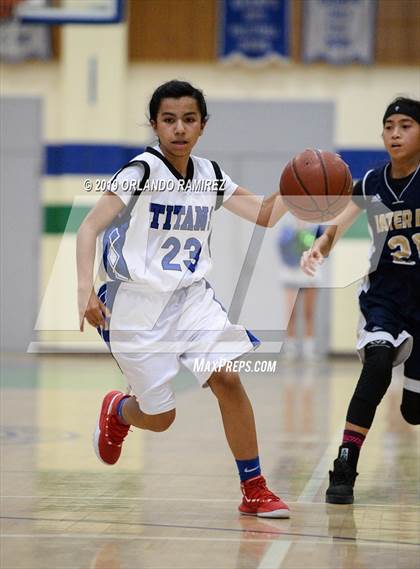 Thumbnail 2 in Mater Dei Catholic @ Eastlake photogallery.