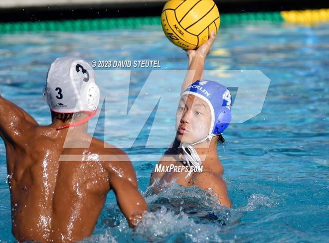 null - Photo 01