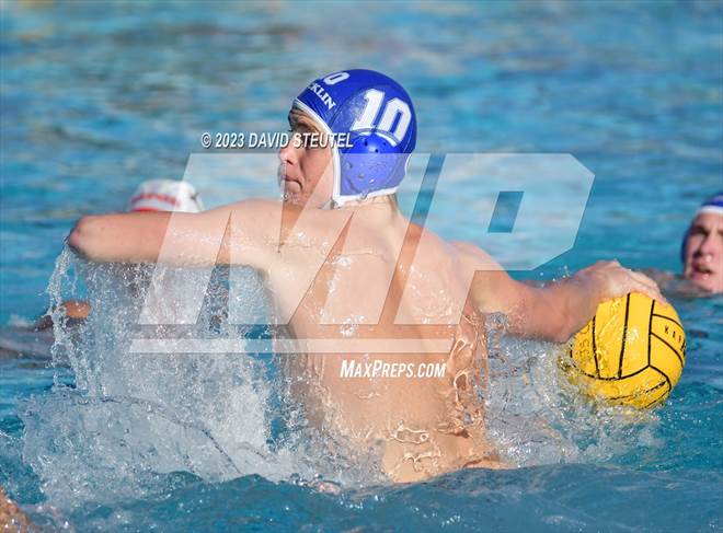 null - Photo 01